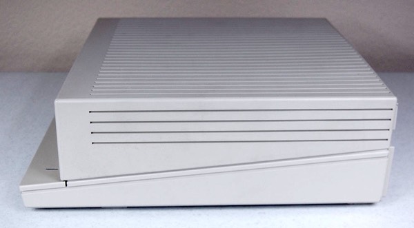 Apple IIGS - Right