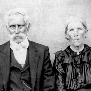 David Crockett & Carolne Grimm