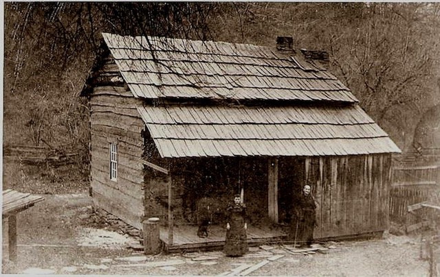 Darnell, Jane Pierpoint & daughter cabin
