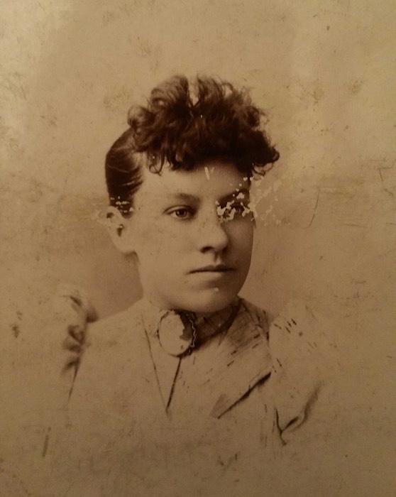 Keller Grimm, Mary