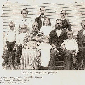 Lough, Levi & Ida family ca 1904?