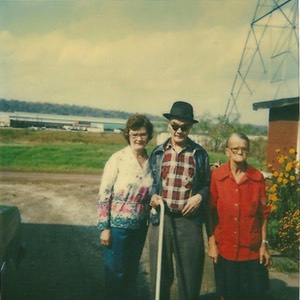 Moni, Sammy, Mary Grimm