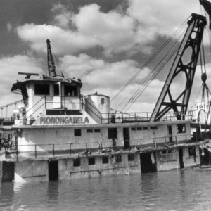 Monongahela, raising stern