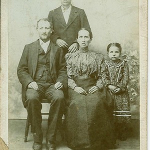 Thomas Grim, Jr. Family, ca 1898