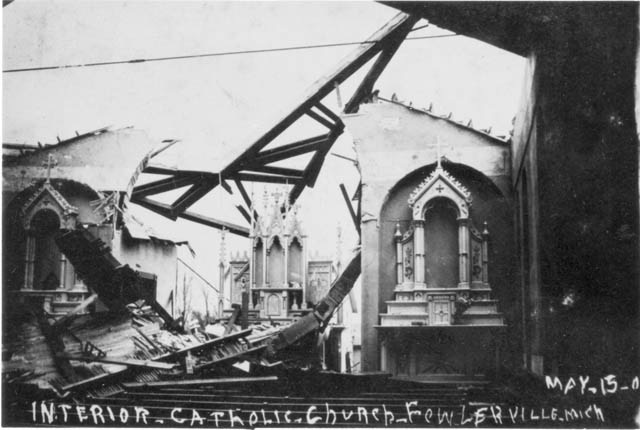 Cyclone, Catholic Church, Interior